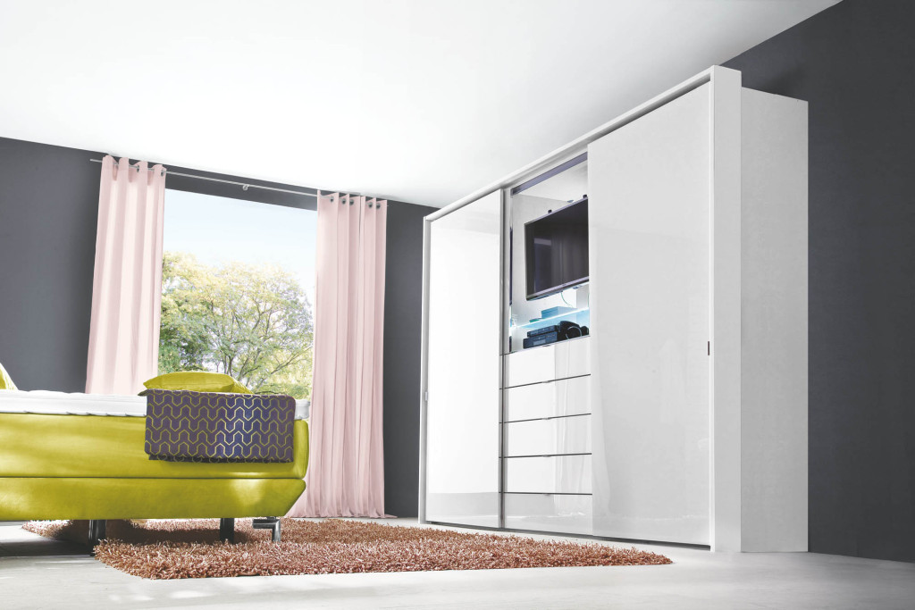 Schwebetürenschrank